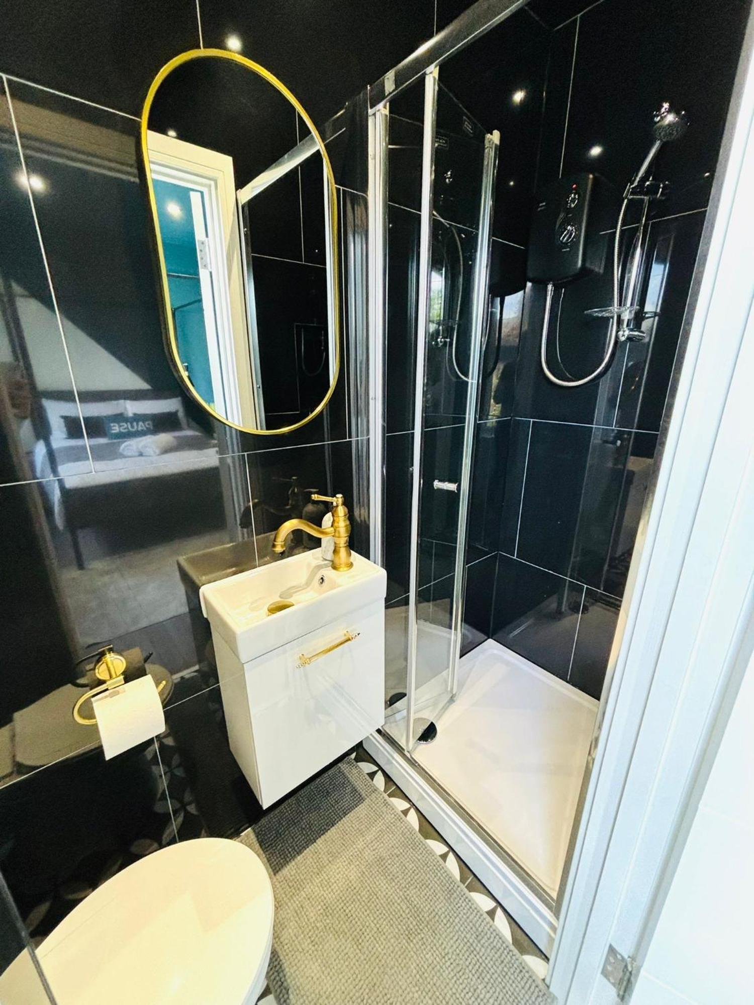 London 31 Central Studio, Ideal For Tourists Top Locations Экстерьер фото